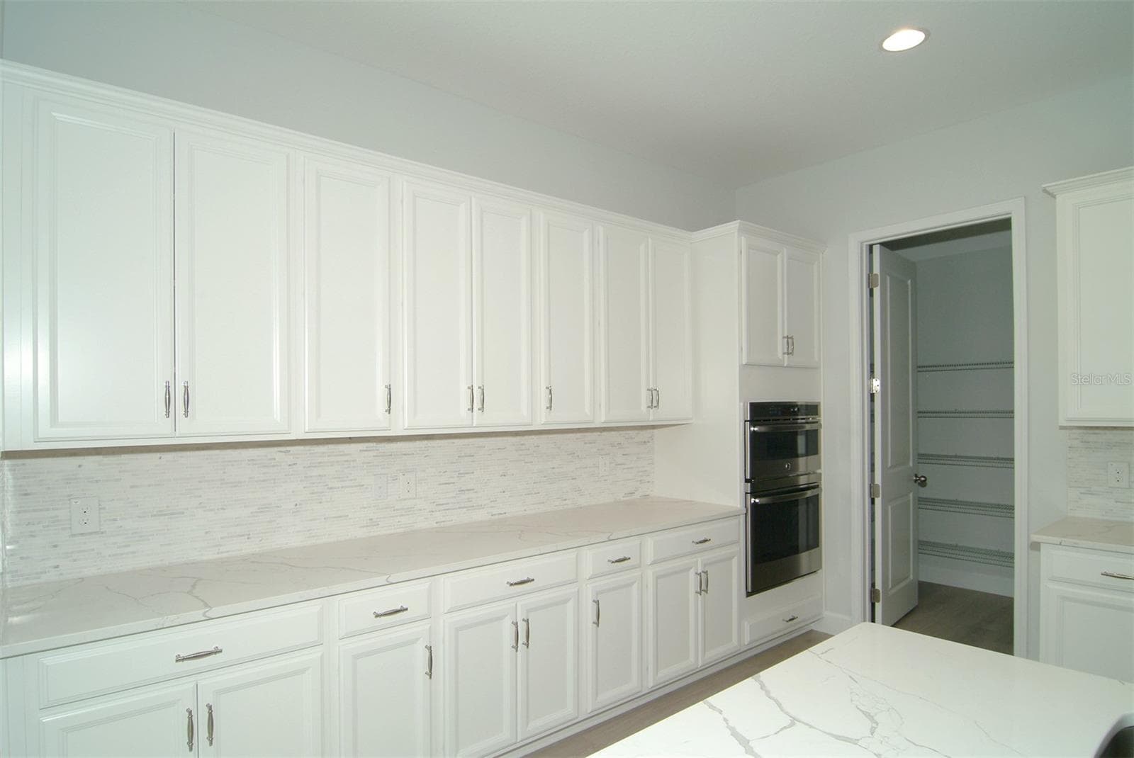Single Family Residence at 9582 RODBELL ST, ORLANDO, photo 3 of 4