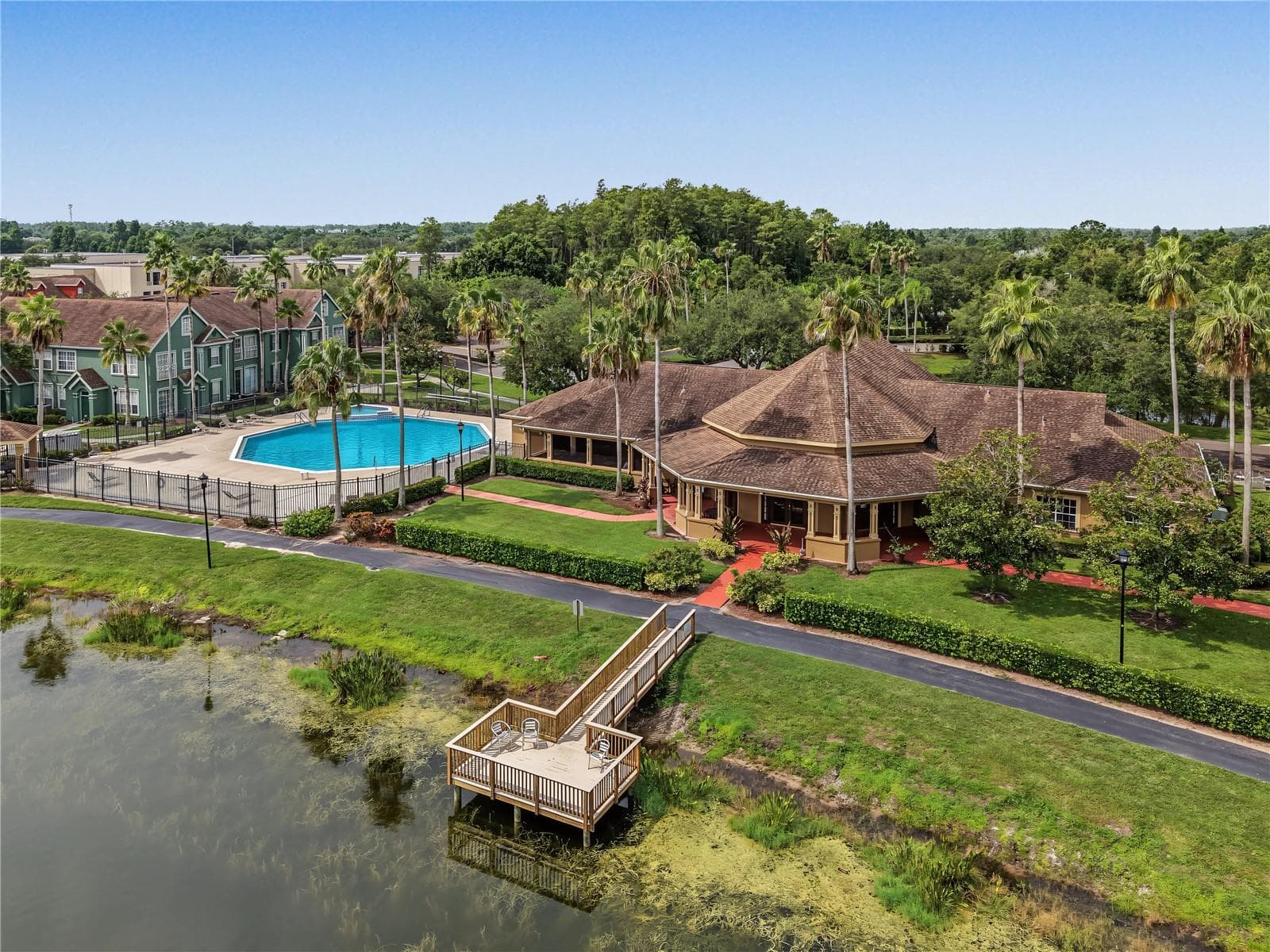 Condominium at 9186 LAKE CHASE ISLAND WAY, TAMPA, photo 20 of 25