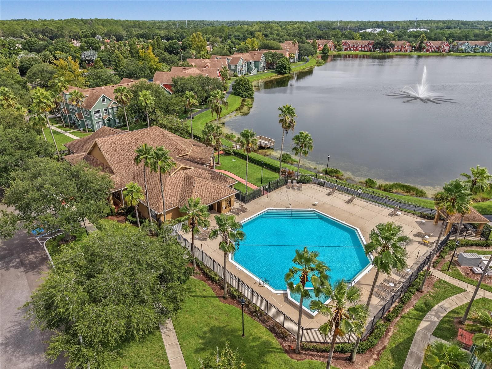 Condominium at 9186 LAKE CHASE ISLAND WAY, TAMPA, photo 22 of 25
