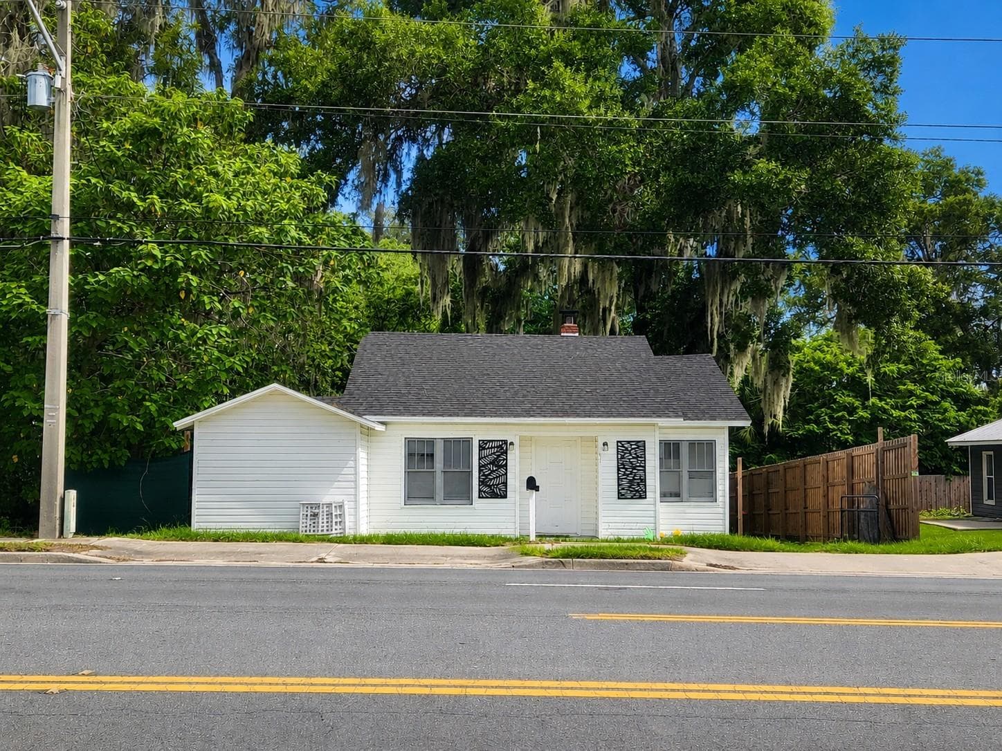 Mixed Use at 617 NE 25TH AVE, OCALA, photo 2 of 15