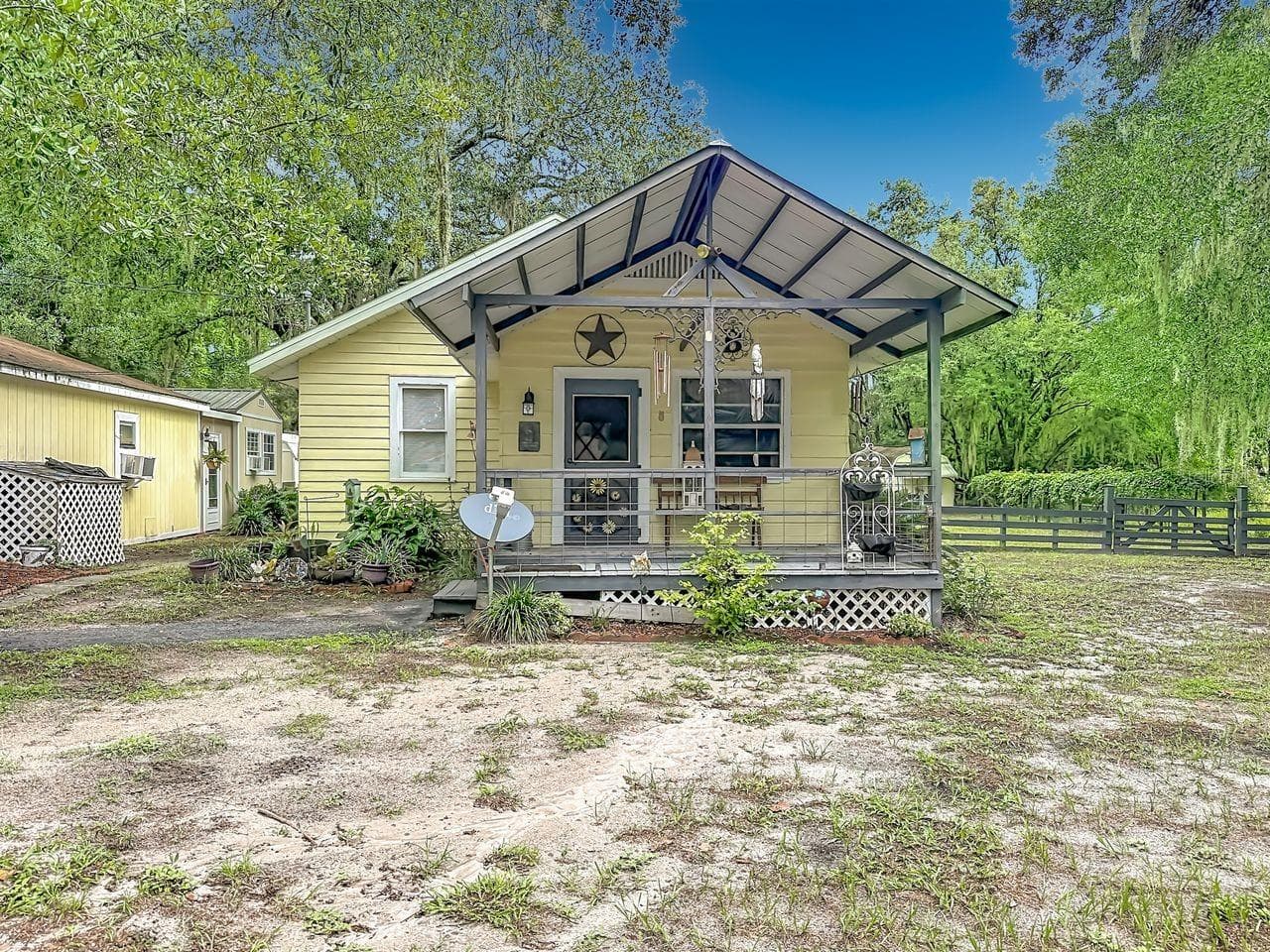 Single Family Residence at 11705 MARY LOU DR, HUDSON, photo 11 of 91