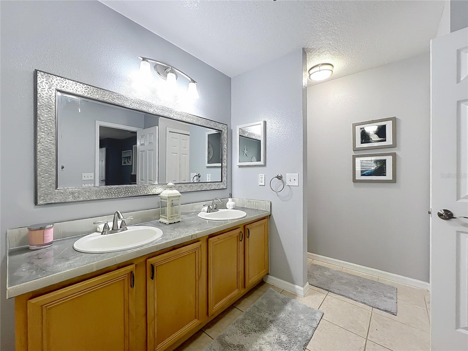 Single Family Residence at 8307 LAINIE LN, ORLANDO, photo 13 of 29