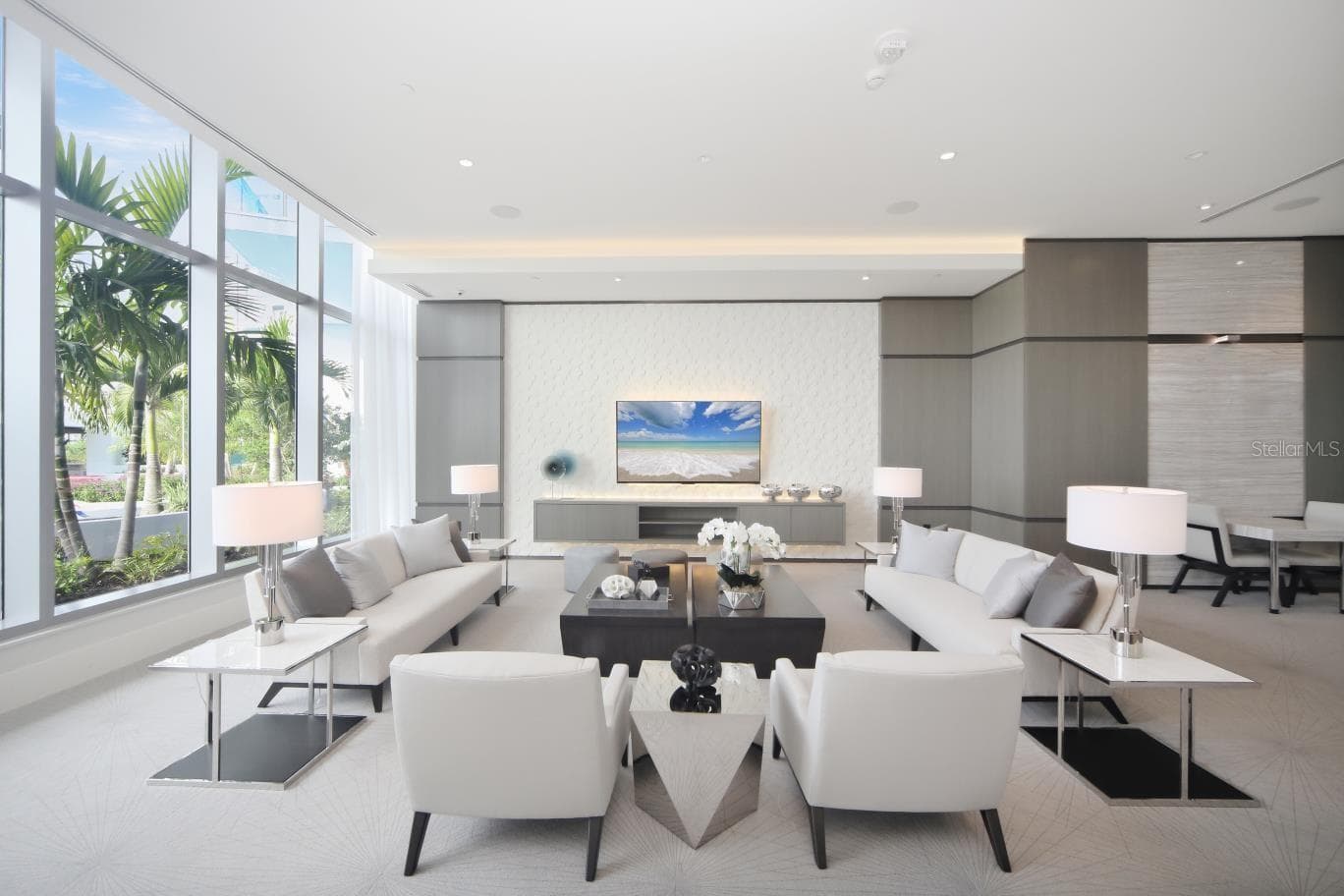 Lounge Area in Lobby - 1155 N GULFSTREAM AVE #807, SARASOTA