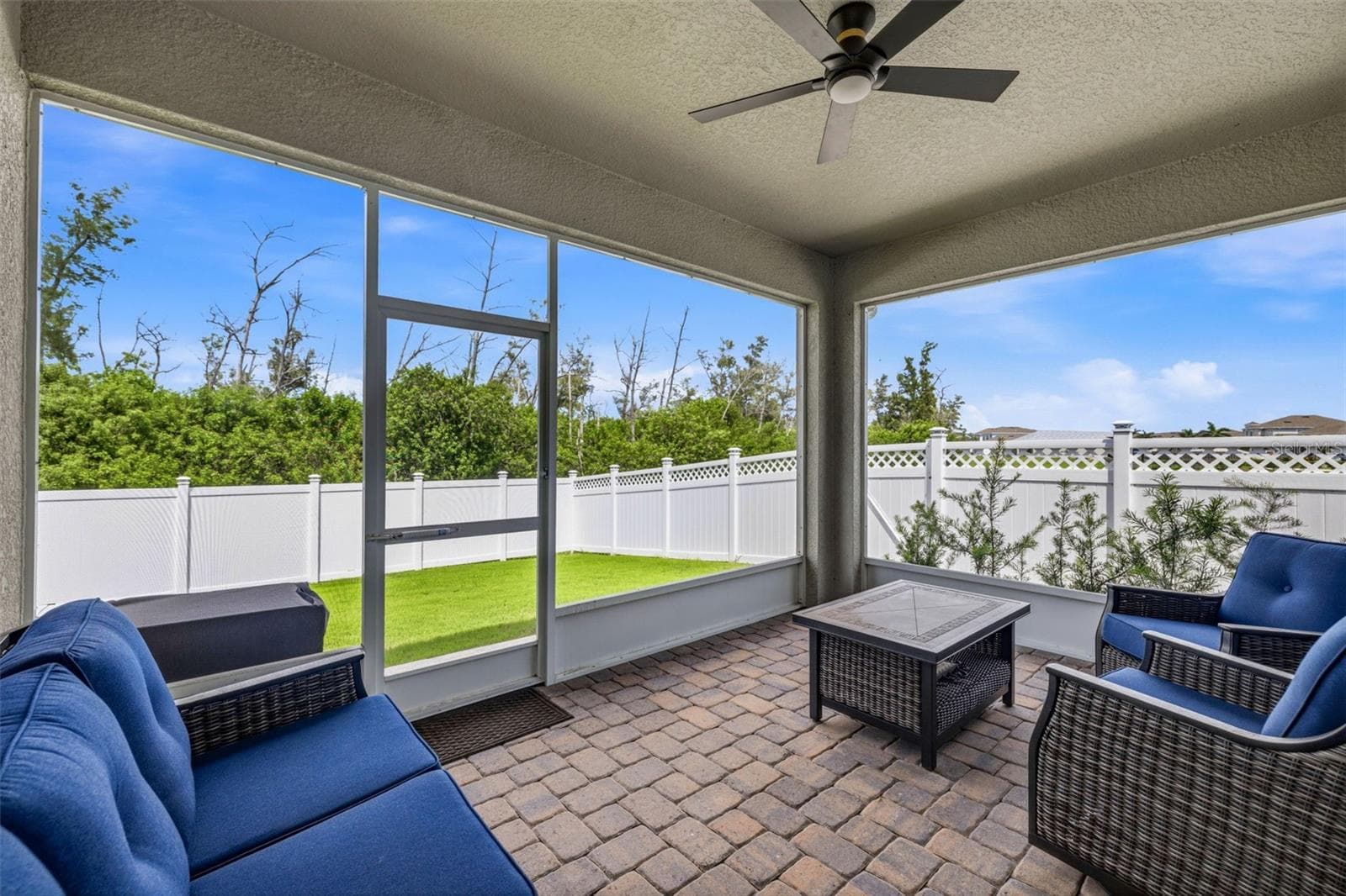 Single Family Residence at 1065 SIGNET DR, APOLLO BEACH, photo 33 of 56