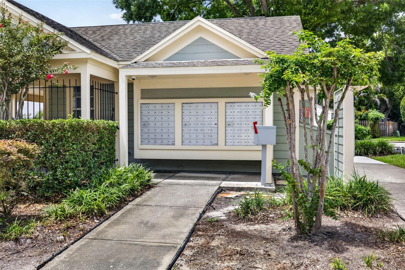 Townhouse at 1760 MILL RUN CIR, TAMPA, photo 39 of 42