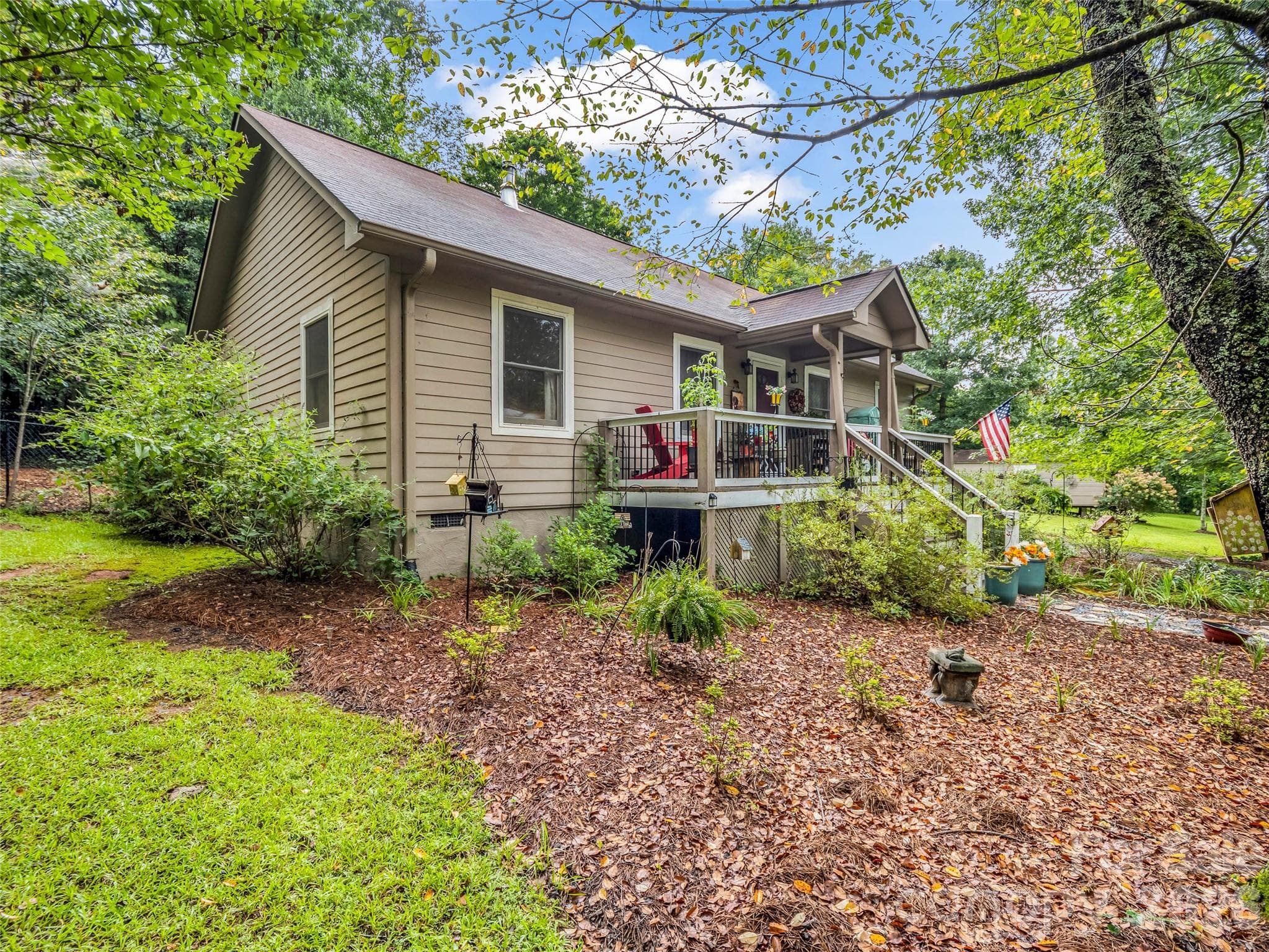 Single Family Residence at 412 Whitestone Circle, Union Mills, photo 3 of 40