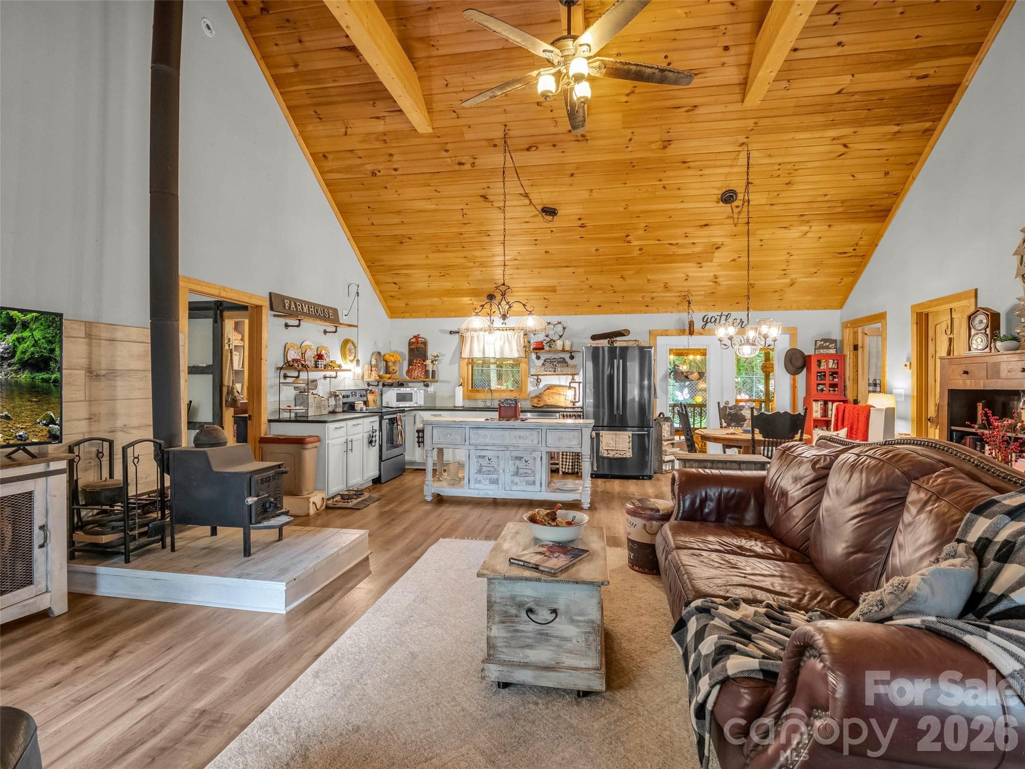 Single Family Residence at 412 Whitestone Circle, Union Mills, photo 11 of 40