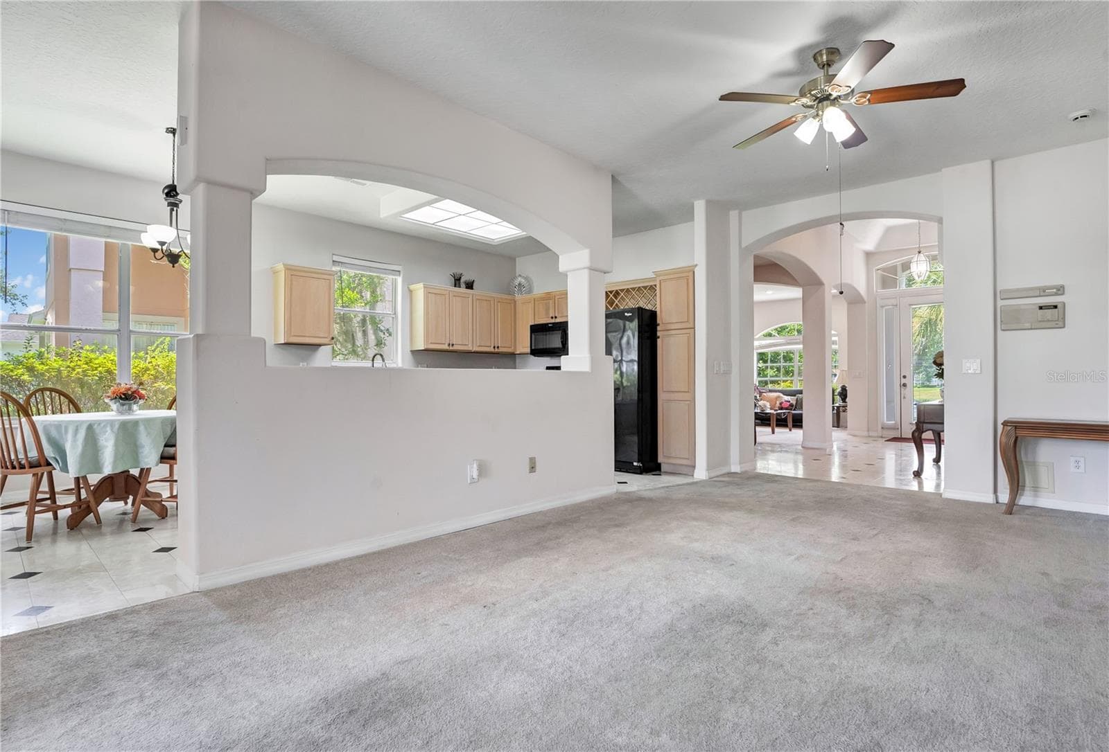 Single Family Residence at 1709 GOLFVIEW DR, KISSIMMEE, photo 7 of 30