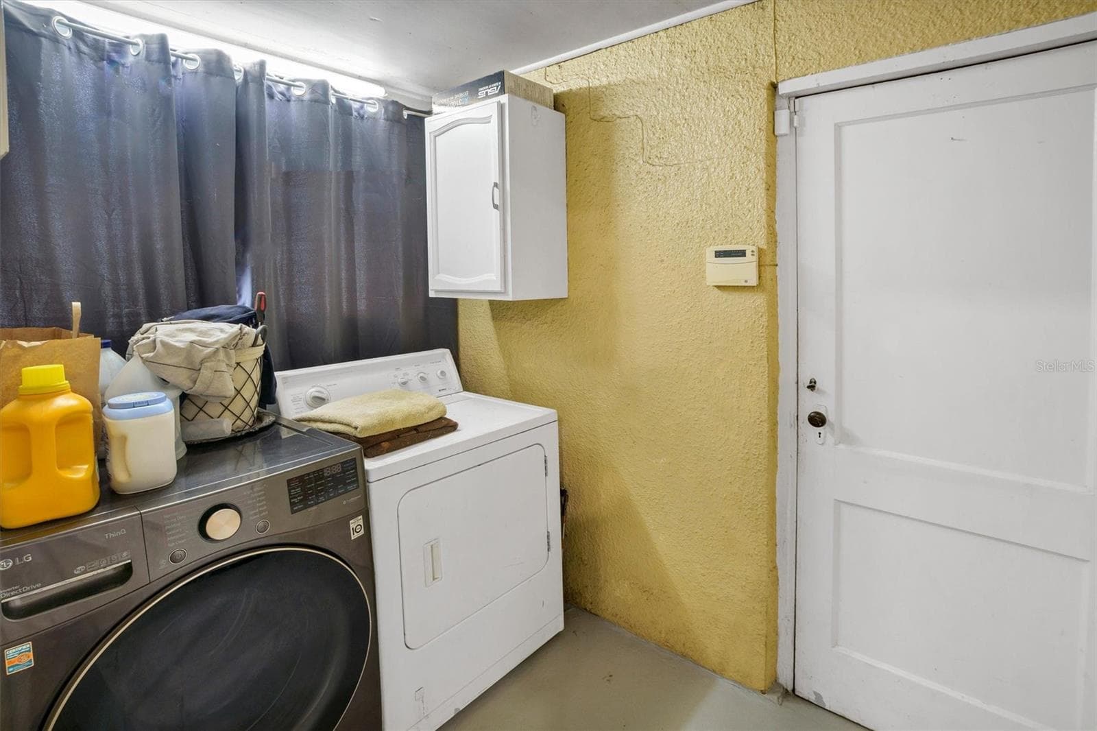 Single Family Residence at 615 AVENUE A NE, WINTER HAVEN, photo 16 of 39