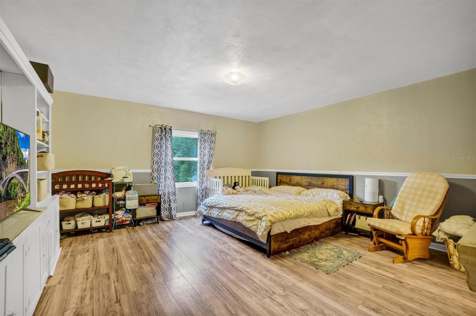 Single Family Residence at 615 AVENUE A NE, WINTER HAVEN, photo 17 of 39