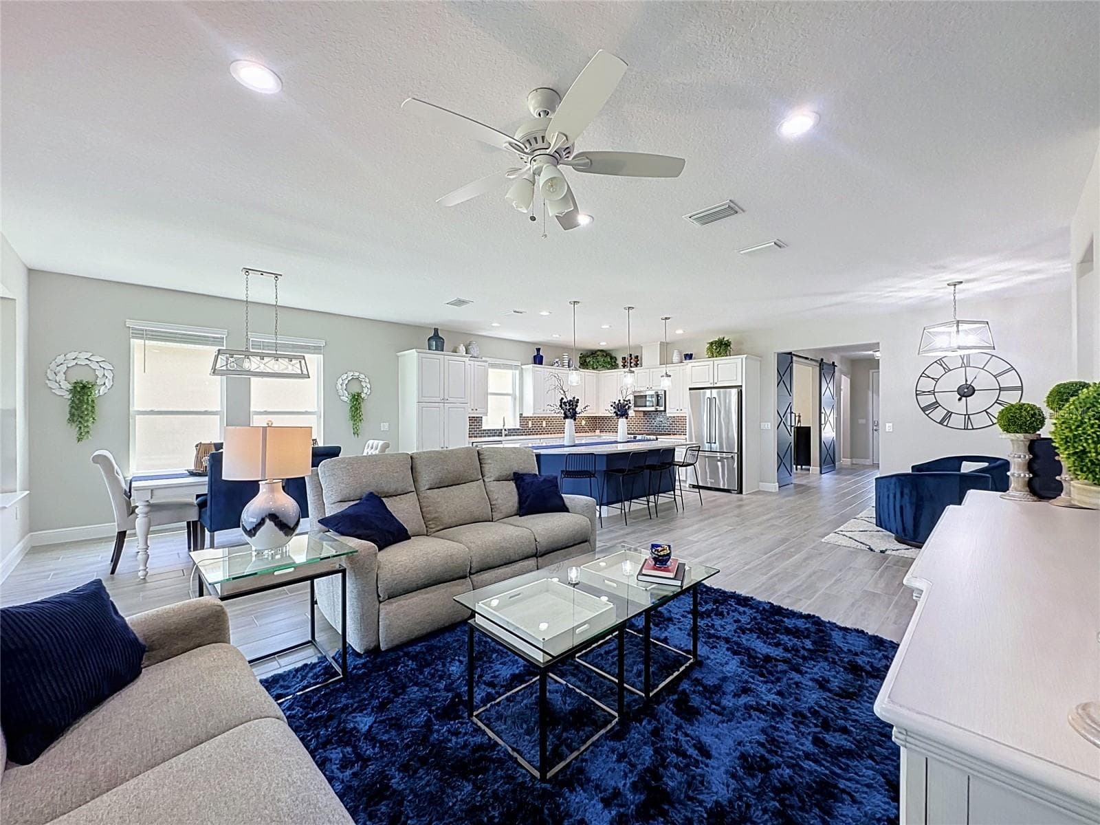 Single Family Residence at 174 SILVER MAPLE RD, GROVELAND, photo 12 of 76