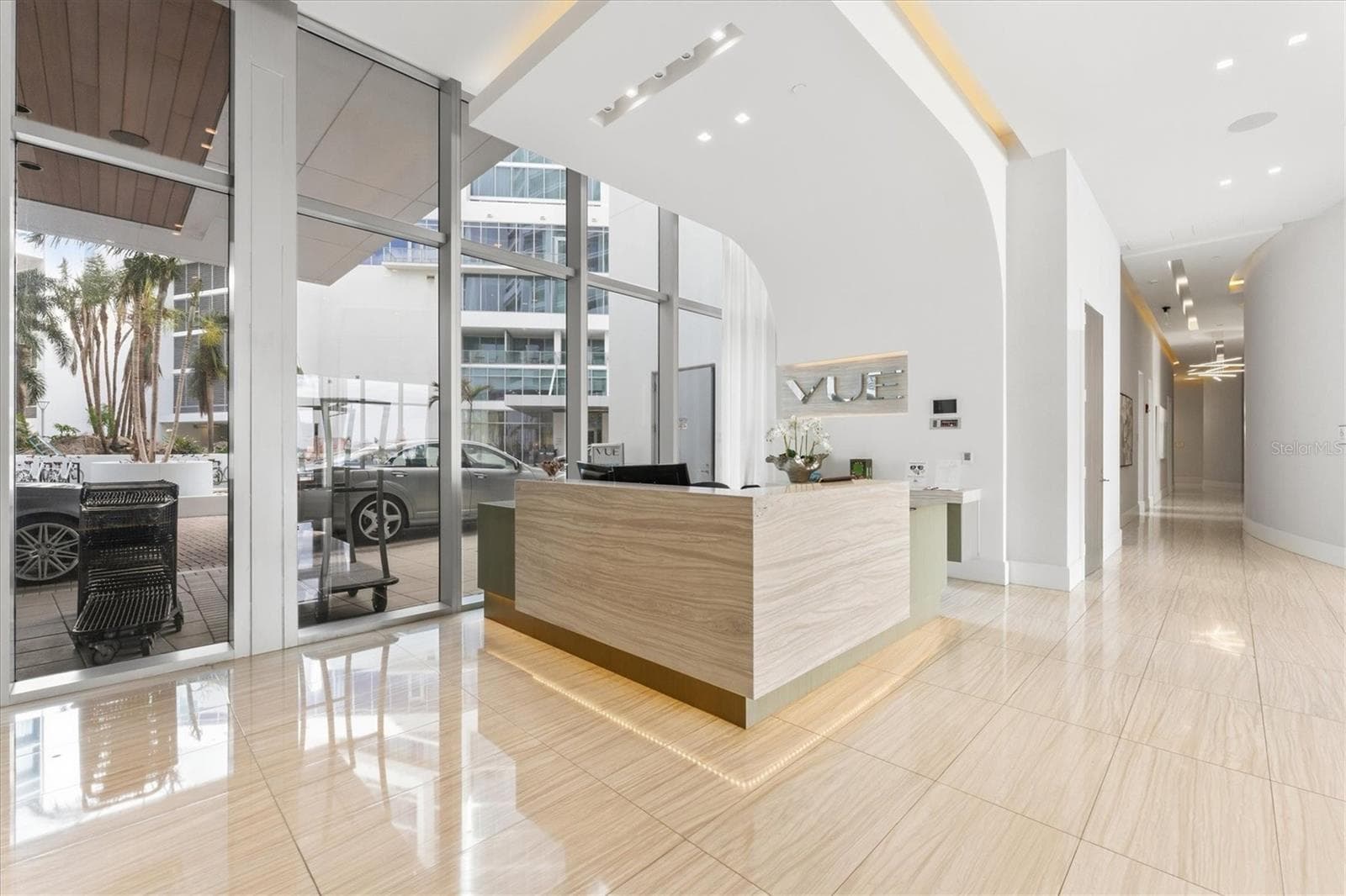 Concierge Desk in Lobby - 1155 N GULFSTREAM AVE #807, SARASOTA