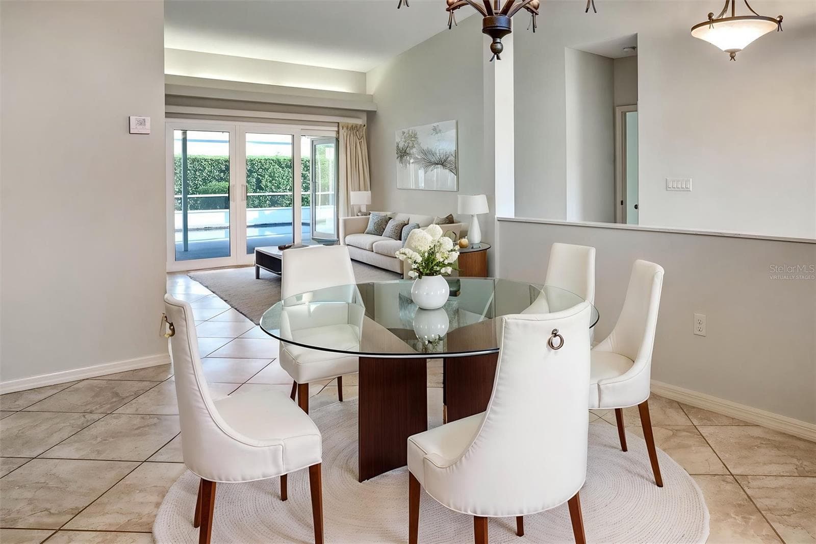 Virtually Staged - 1565 WATERFORD DR, VENICE