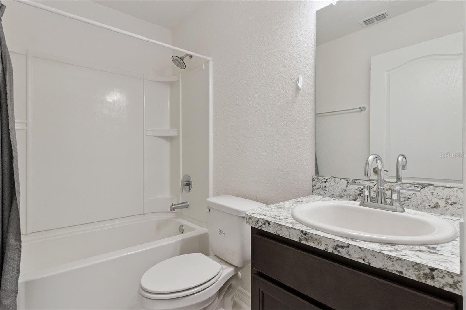 second bathroom - 1041 BROOKS WAY, WINTER HAVEN