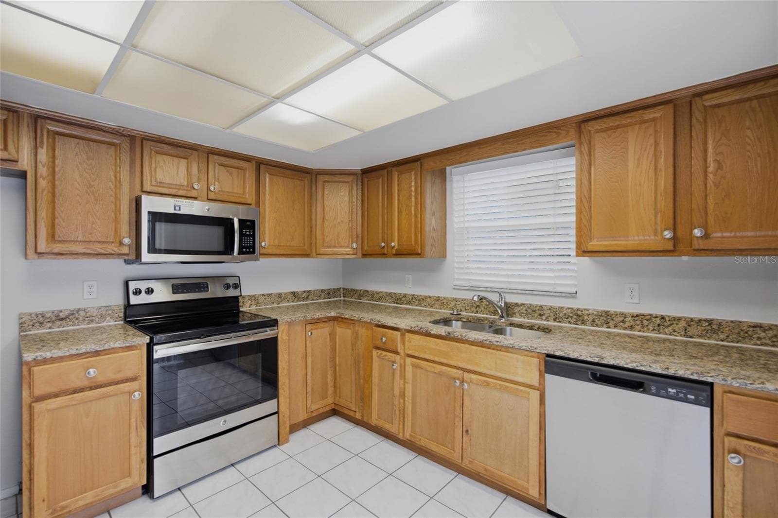 Kitchen - 8207 DEDHAM DR, PORT RICHEY