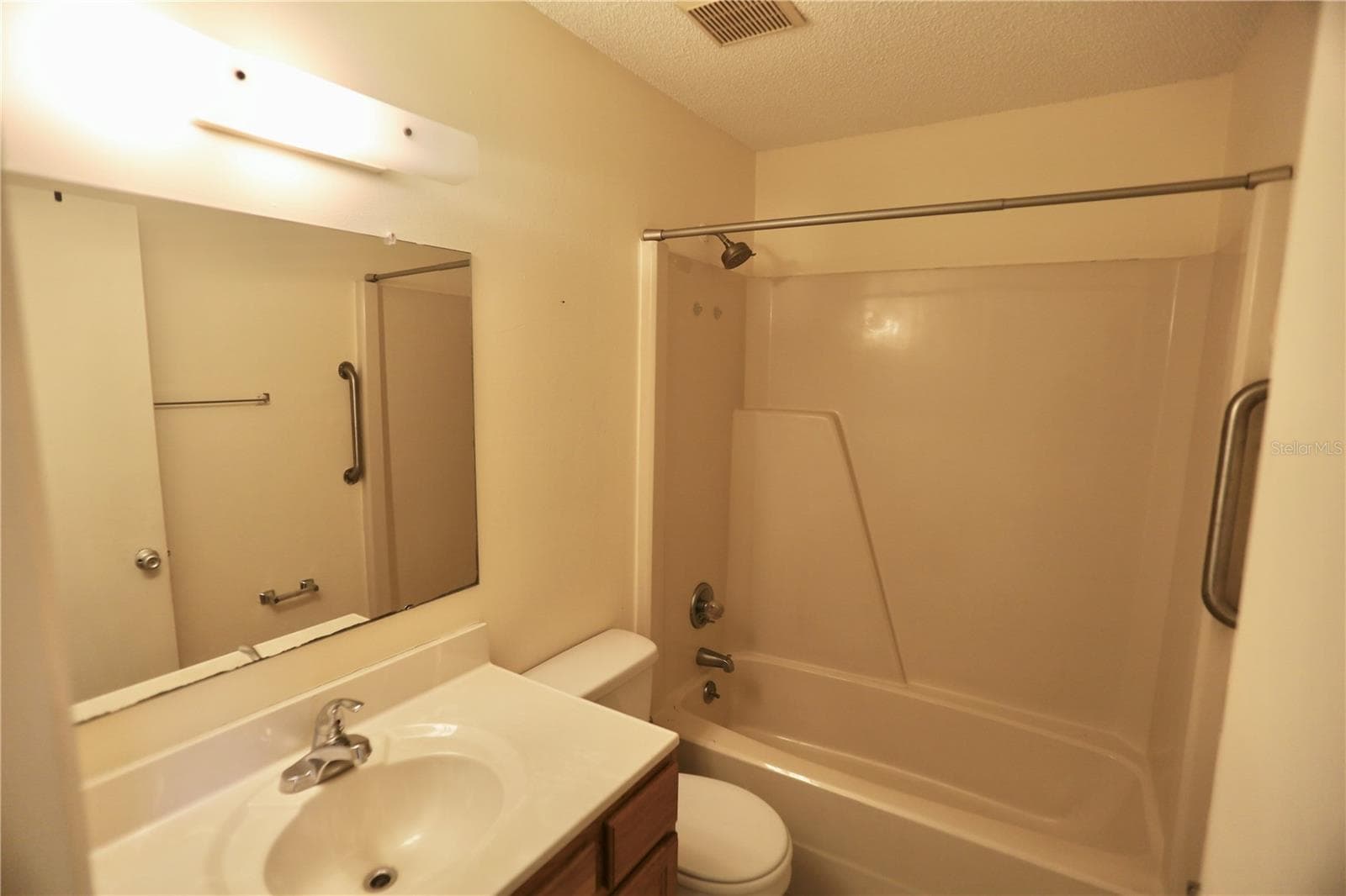 Full Bath - 54 FOREST RD #54, FLAGLER BEACH
