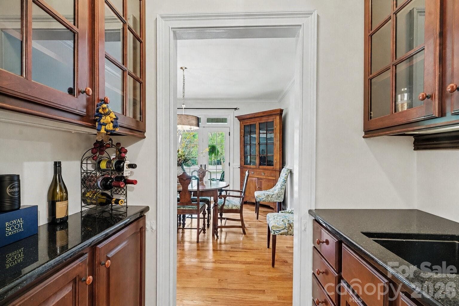 Butler's Pantry - 507 Crown Court, Richburg