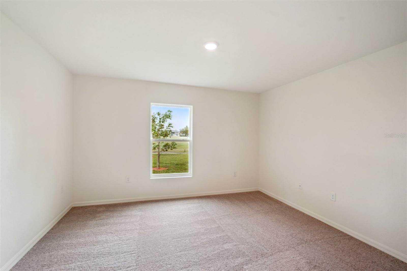 Single Family Residence at 107 CYPRESS BLVD E, HOMOSASSA, photo 16 of 37