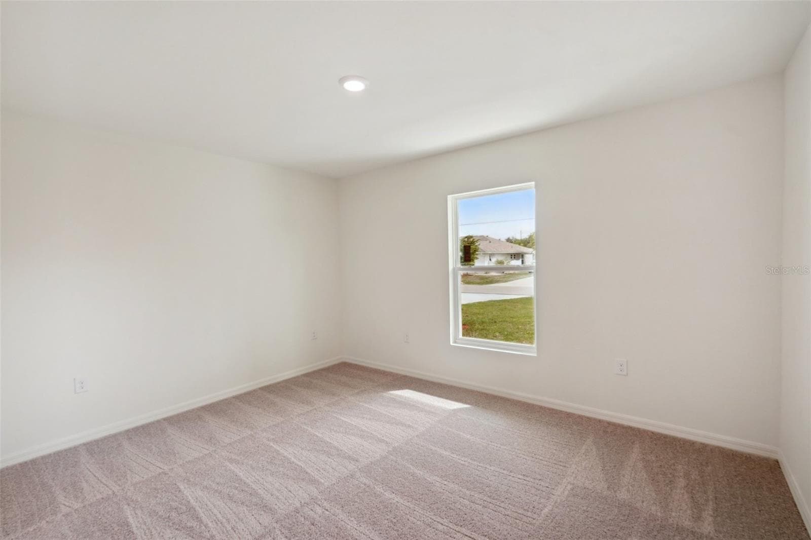 Single Family Residence at 107 CYPRESS BLVD E, HOMOSASSA, photo 20 of 37