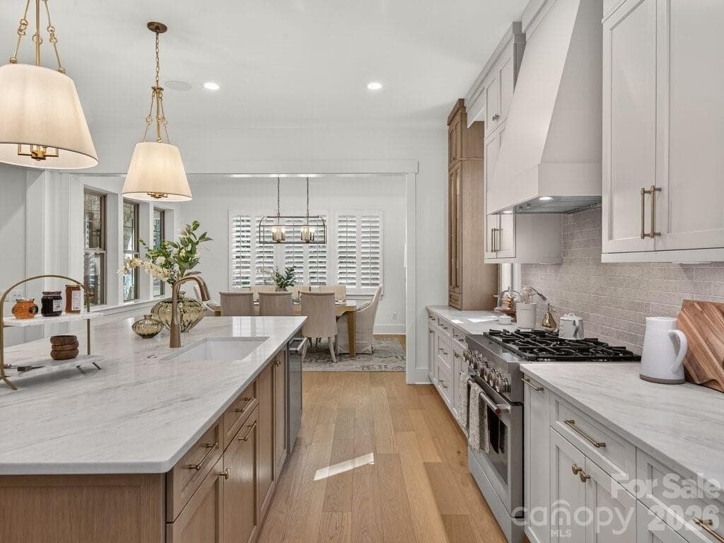 Kitchen - 3098 Sherman Drive, Lancaster