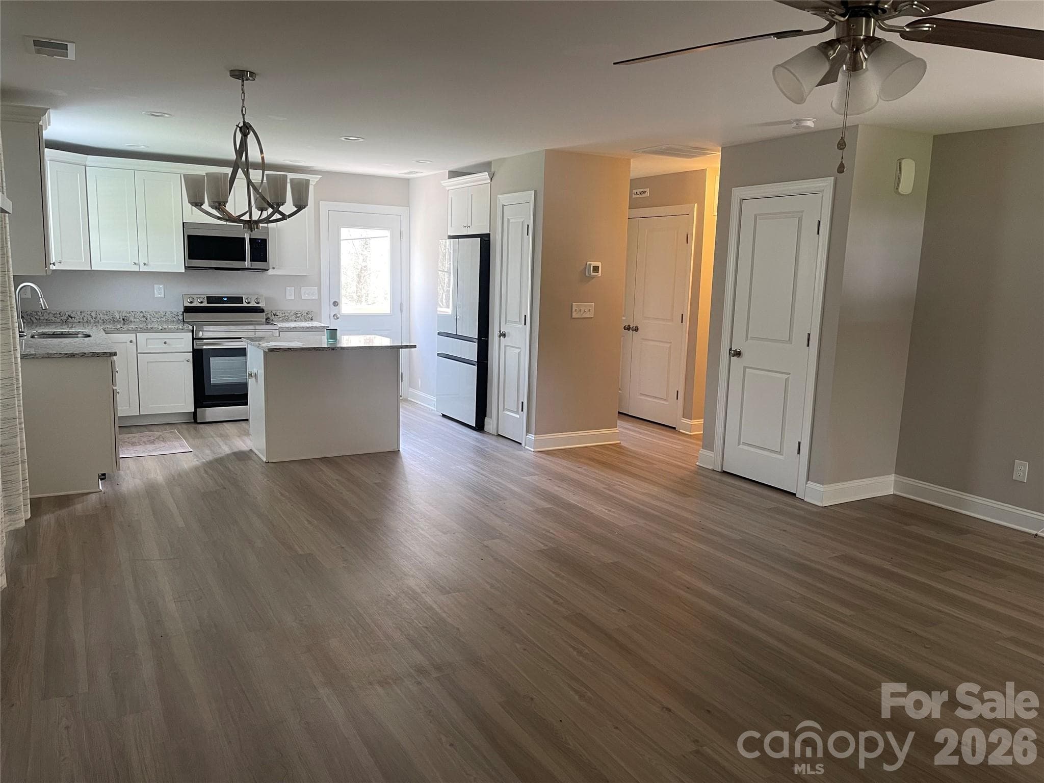 Single Family Residence at 1711 Greenbrooke Road, Hudson, photo 5 of 14