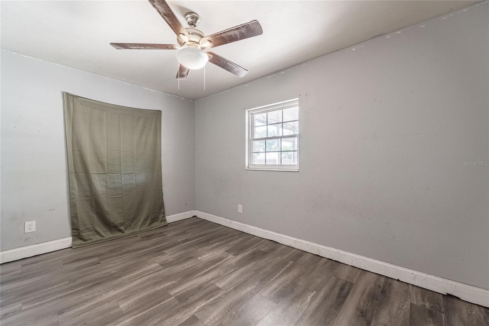 Single Family Residence at 218 MAPLE LN, FORT MEADE, photo 20 of 37