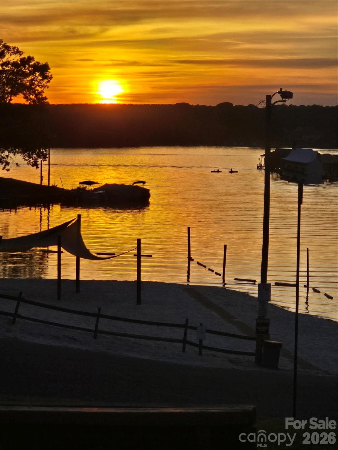 Sunset at our swimming area. Our favorite spot in the pm - 110 Twin Bluff Trail, Mount Gilead