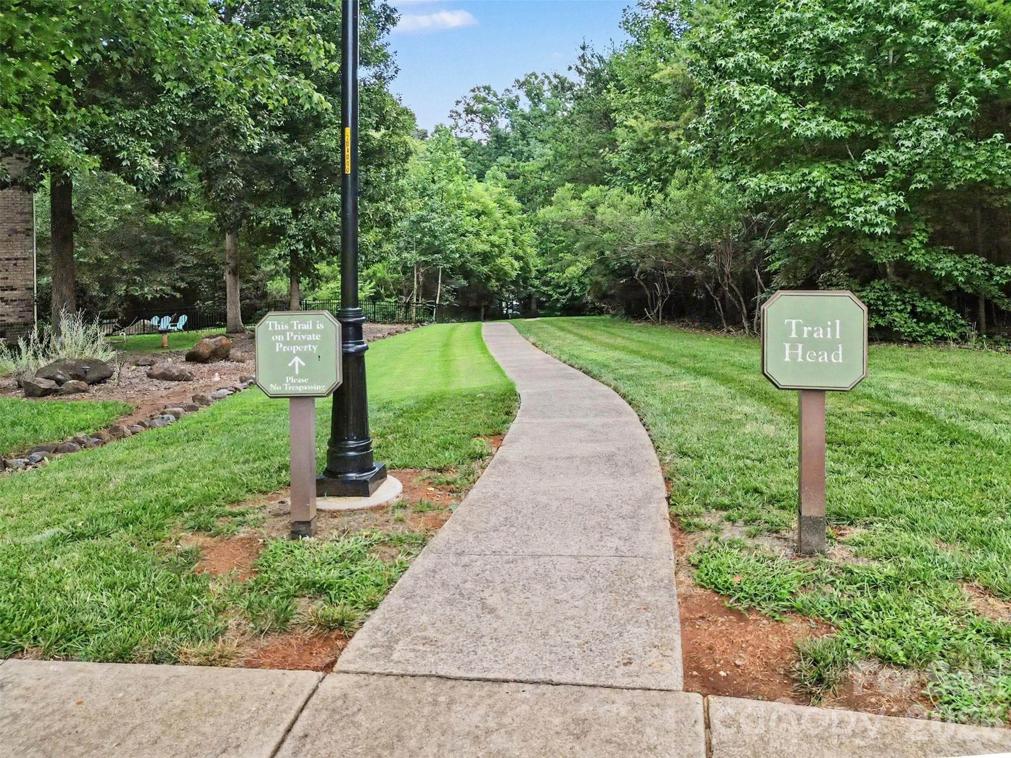 Single Family Residence at 12722 Rusty Blackbird Way, Charlotte, photo 32 of 41