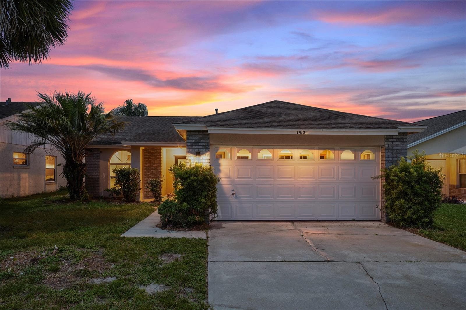 1512 OAK HILL TRL