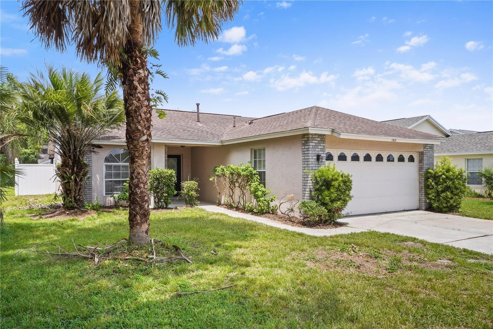 Single Family Residence at 1512 OAK HILL TRL, KISSIMMEE, photo 3 of 35