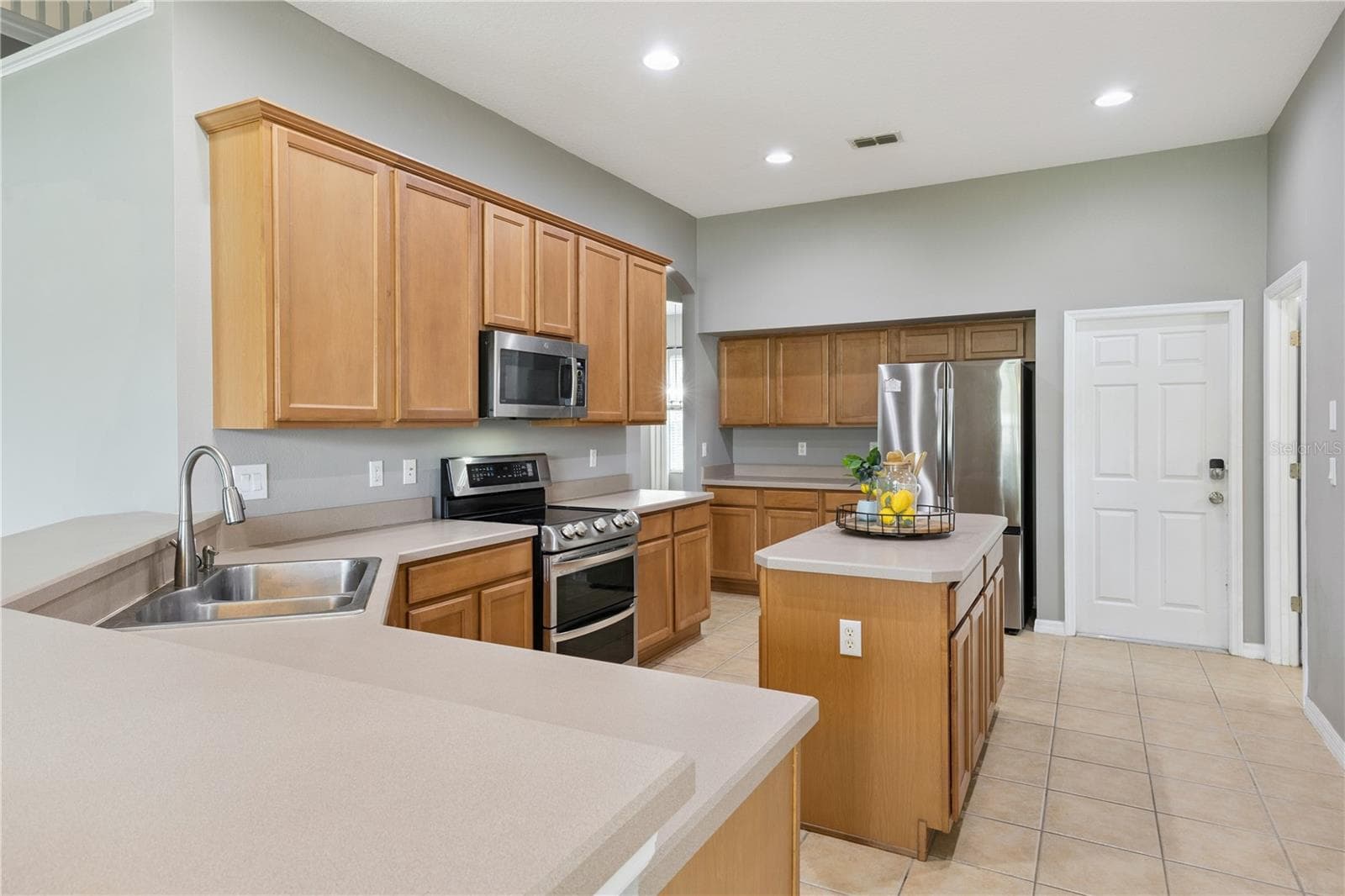 Kitchen - 13527 FOX GLOVE ST, WINTER GARDEN