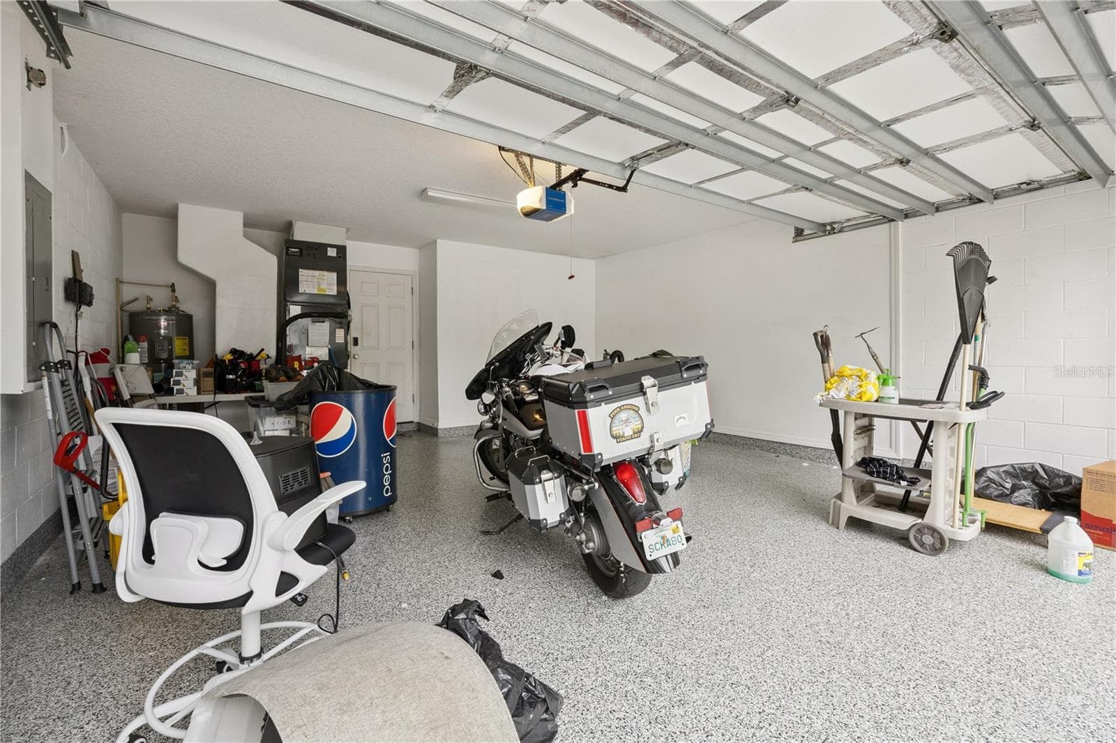 Epoxy in Garage - 13527 FOX GLOVE ST, WINTER GARDEN