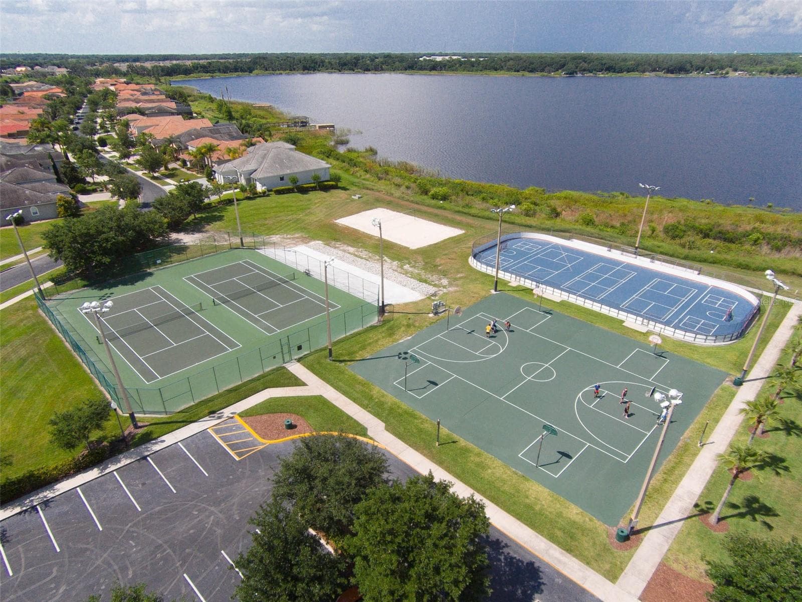 Community Sports Courts - 13527 FOX GLOVE ST, WINTER GARDEN