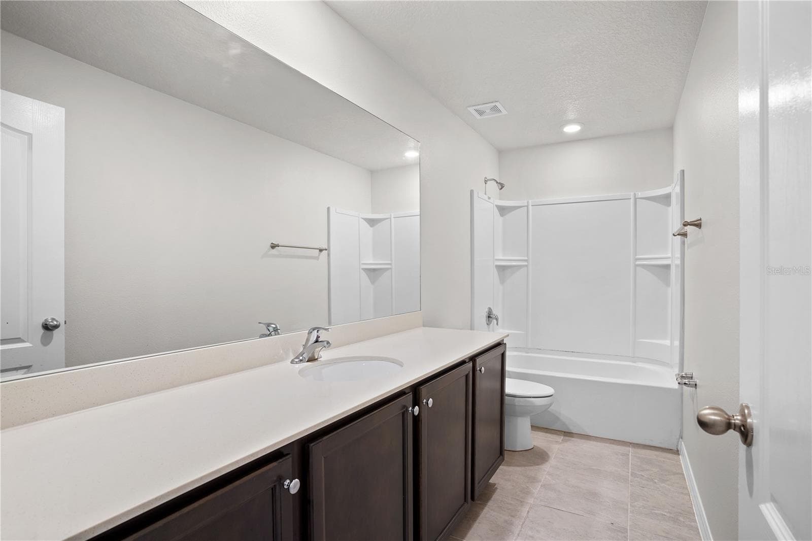 Single Family Residence at 123 VIOLET CT, POINCIANA, photo 24 of 39