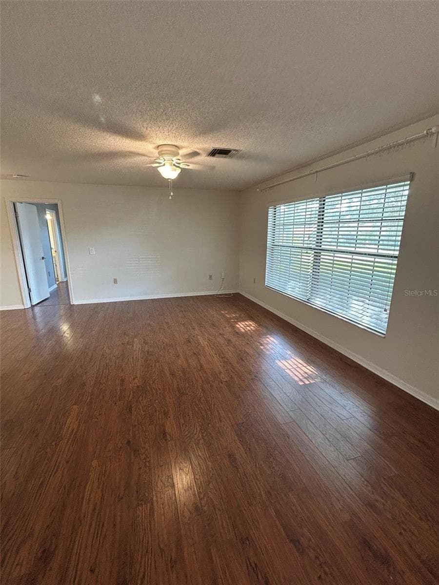 Living Room - 1605 BLACKBERRY CT, EUSTIS
