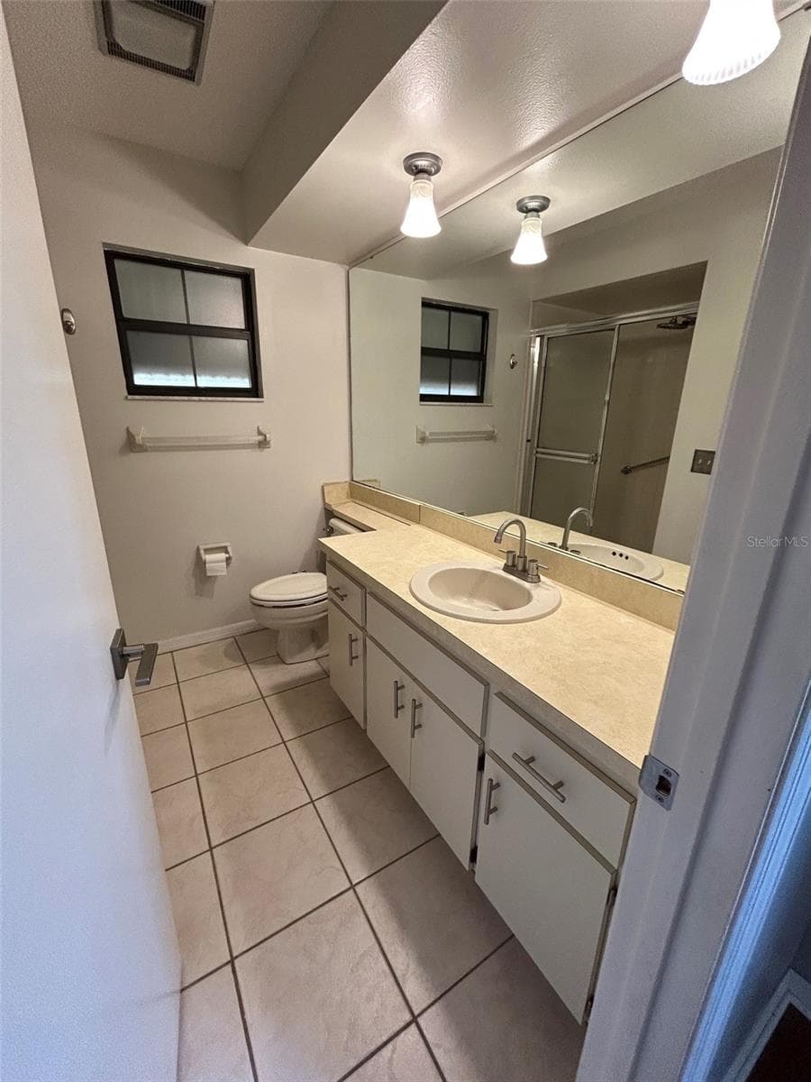 Primary Bathroom - 1605 BLACKBERRY CT, EUSTIS