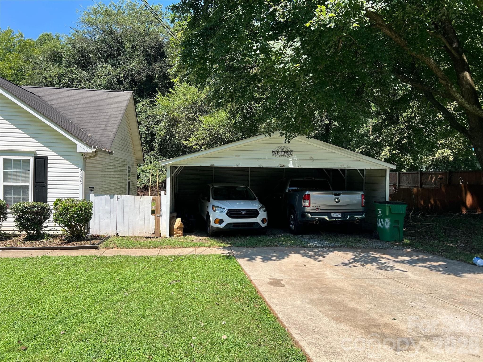 Single Family Residence at 2630 Larry Drive, Charlotte, photo 3 of 13