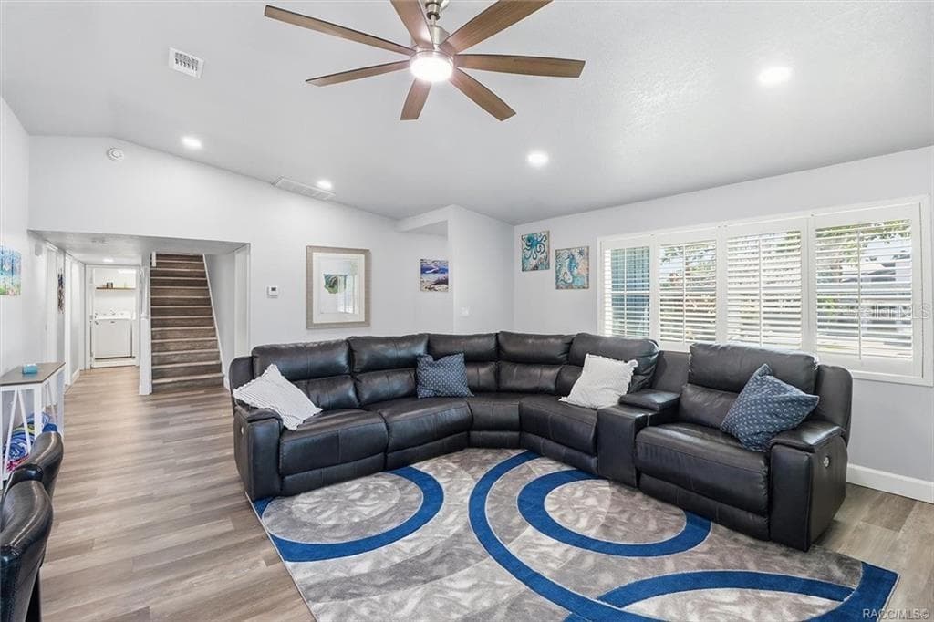 Single Family Residence at 9205 W HARBOR ISLE CT, CRYSTAL RIVER, photo 15 of 57