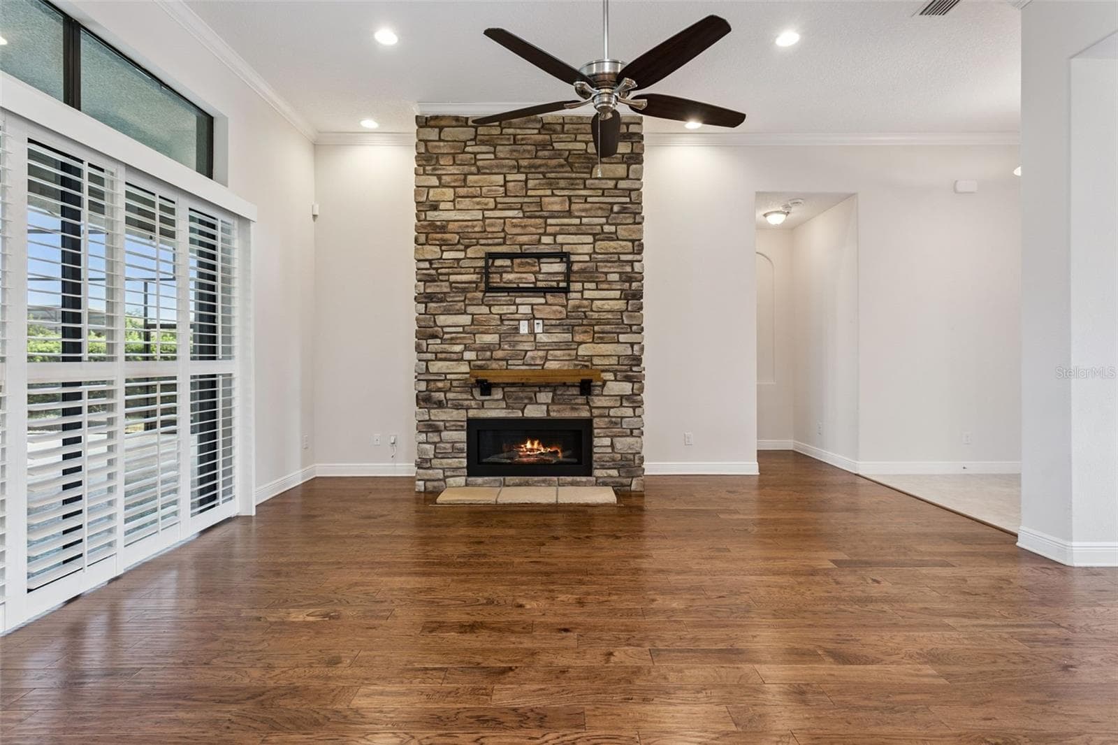 Single Family Residence at 39513 HILLRISE LN, LADY LAKE, photo 20 of 57