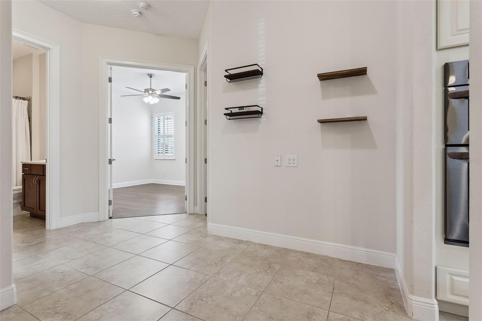 Single Family Residence at 39513 HILLRISE LN, LADY LAKE, photo 22 of 57