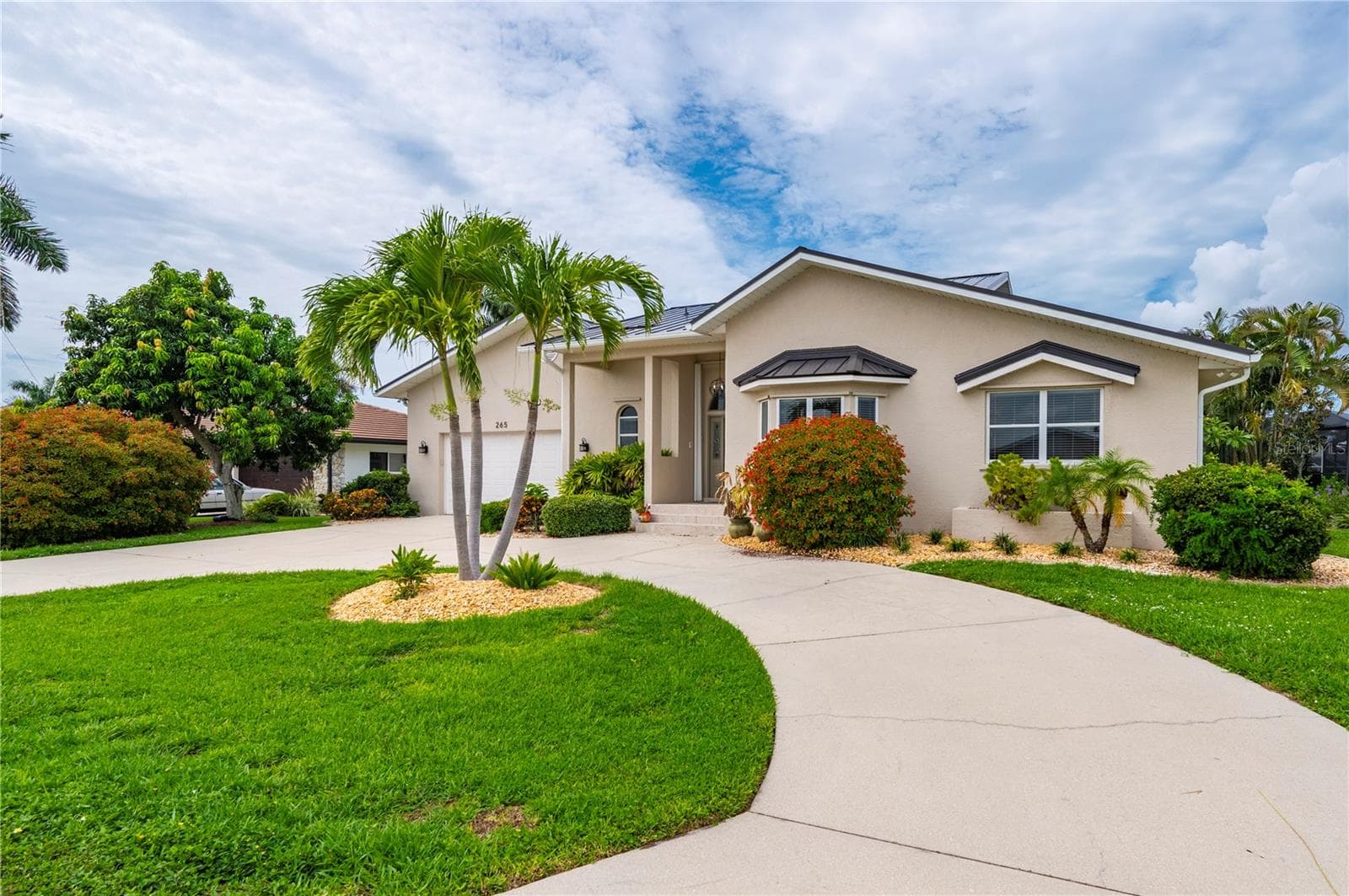New metal roof 2022, new a/c 2018 - 265 BELVEDERE CT, PUNTA GORDA