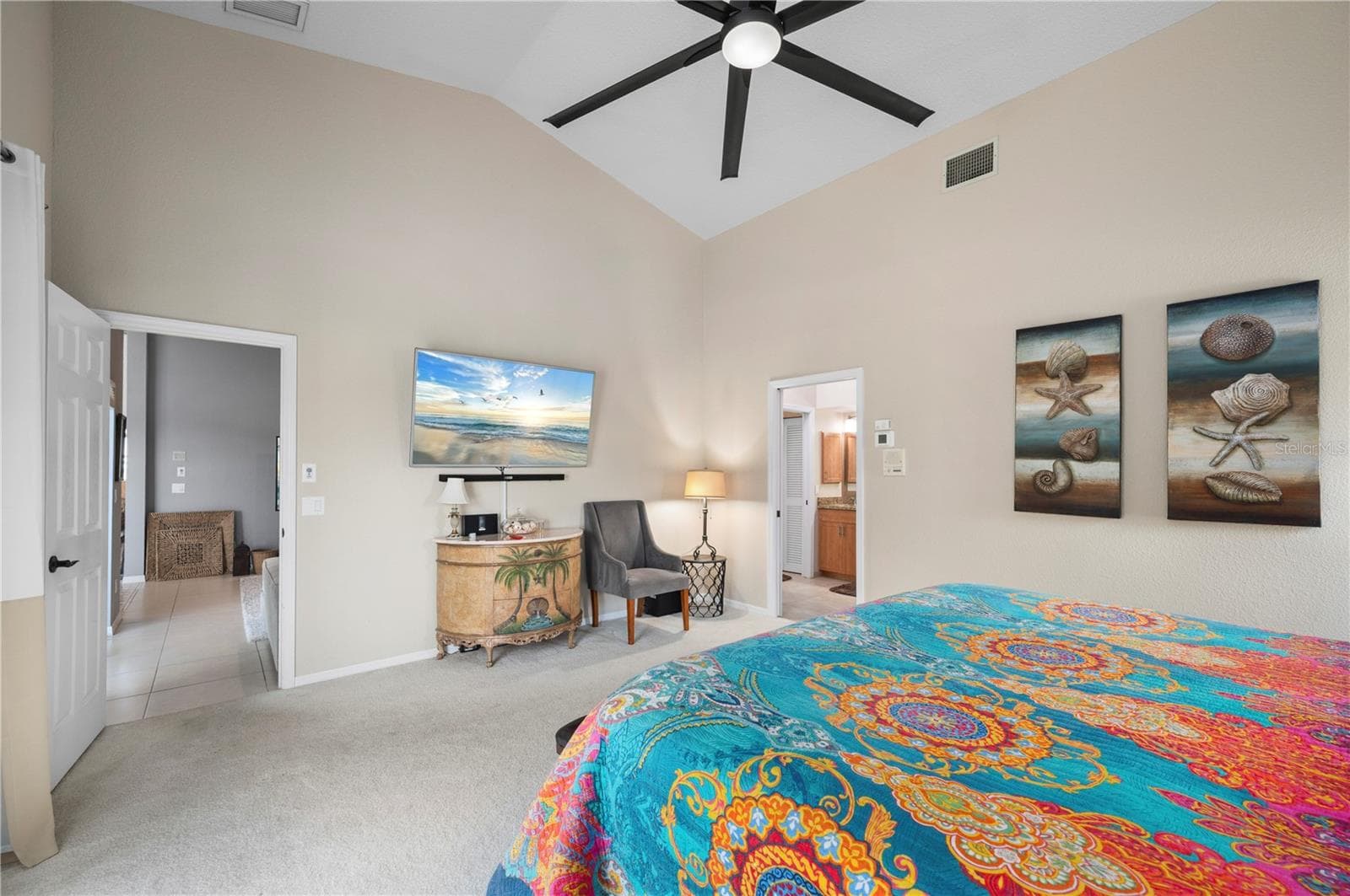Cathedral ceilings, ensuite bath - 265 BELVEDERE CT, PUNTA GORDA