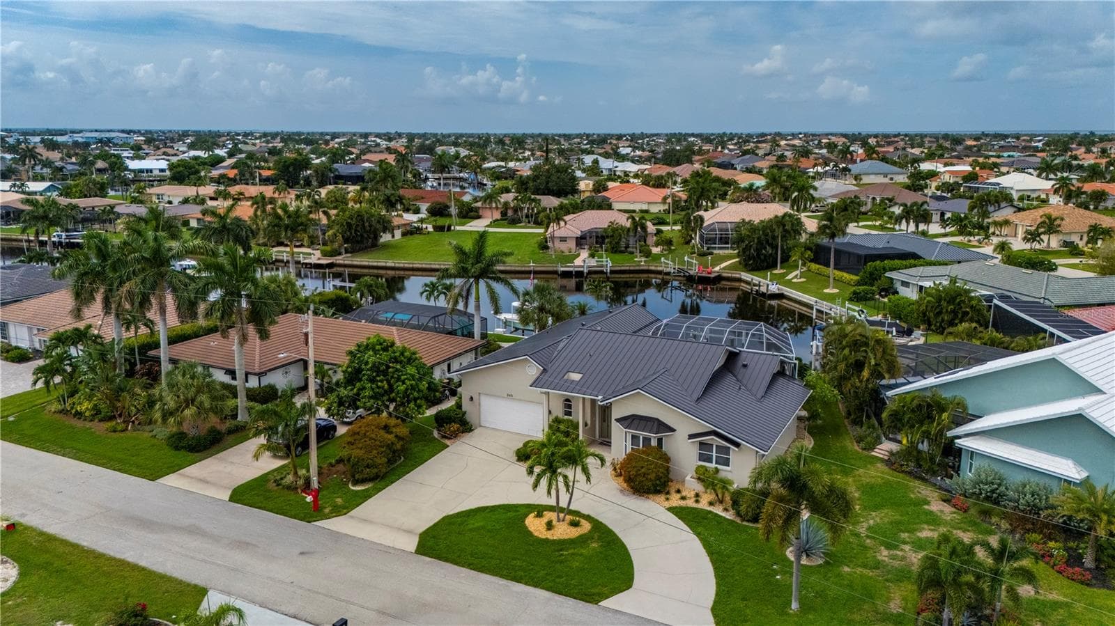 New metal roof installed - 265 BELVEDERE CT, PUNTA GORDA