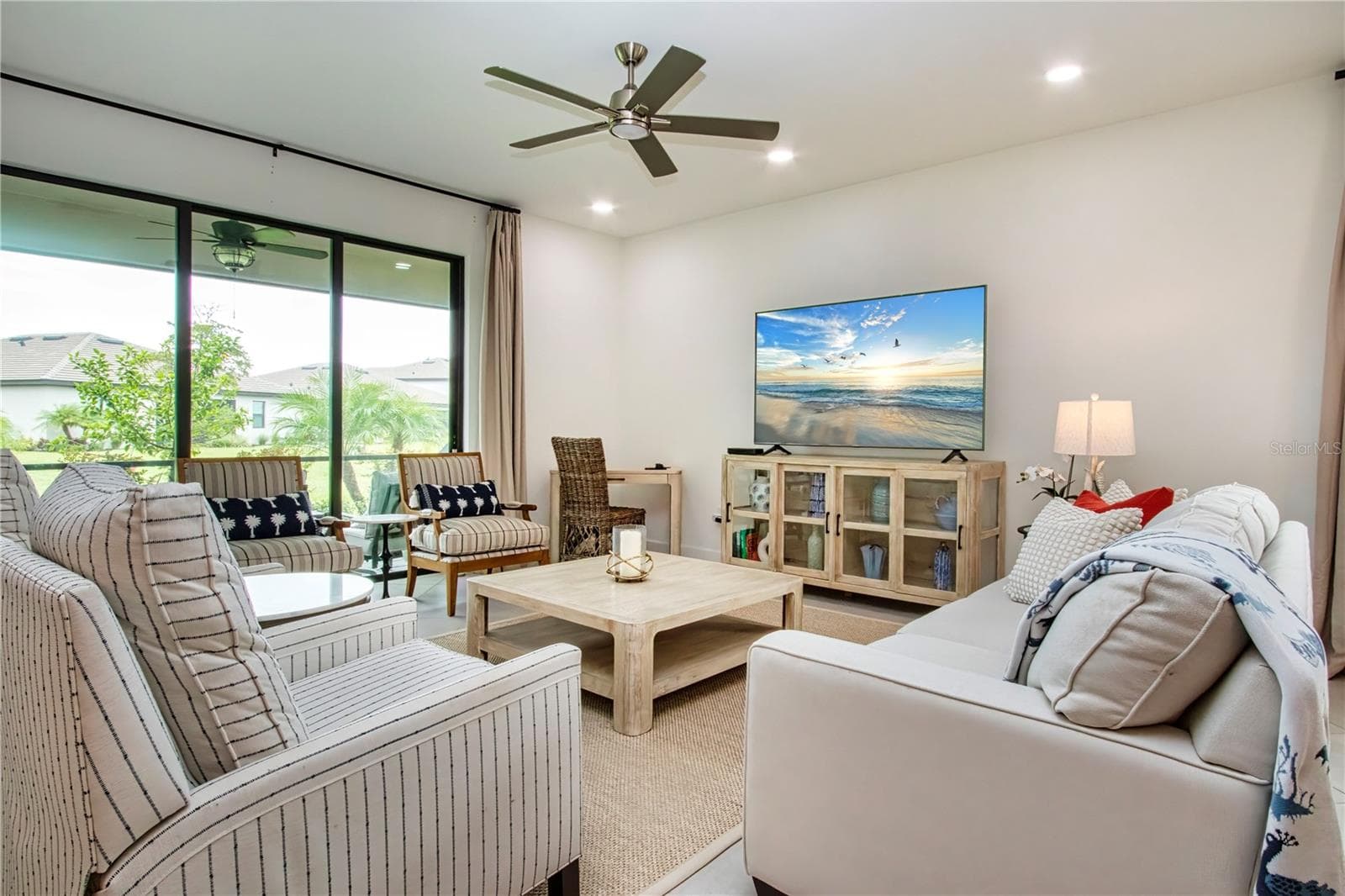Single Family Residence at 5160 CORAL REEF WAY, BRADENTON, photo 6 of 66