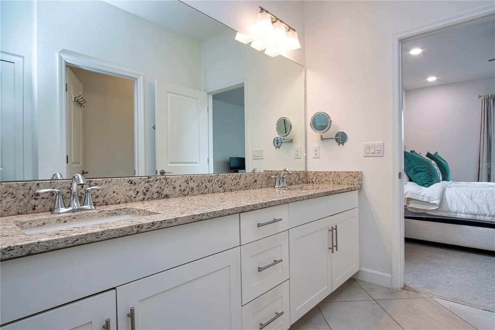 Single Family Residence at 5160 CORAL REEF WAY, BRADENTON, photo 31 of 66