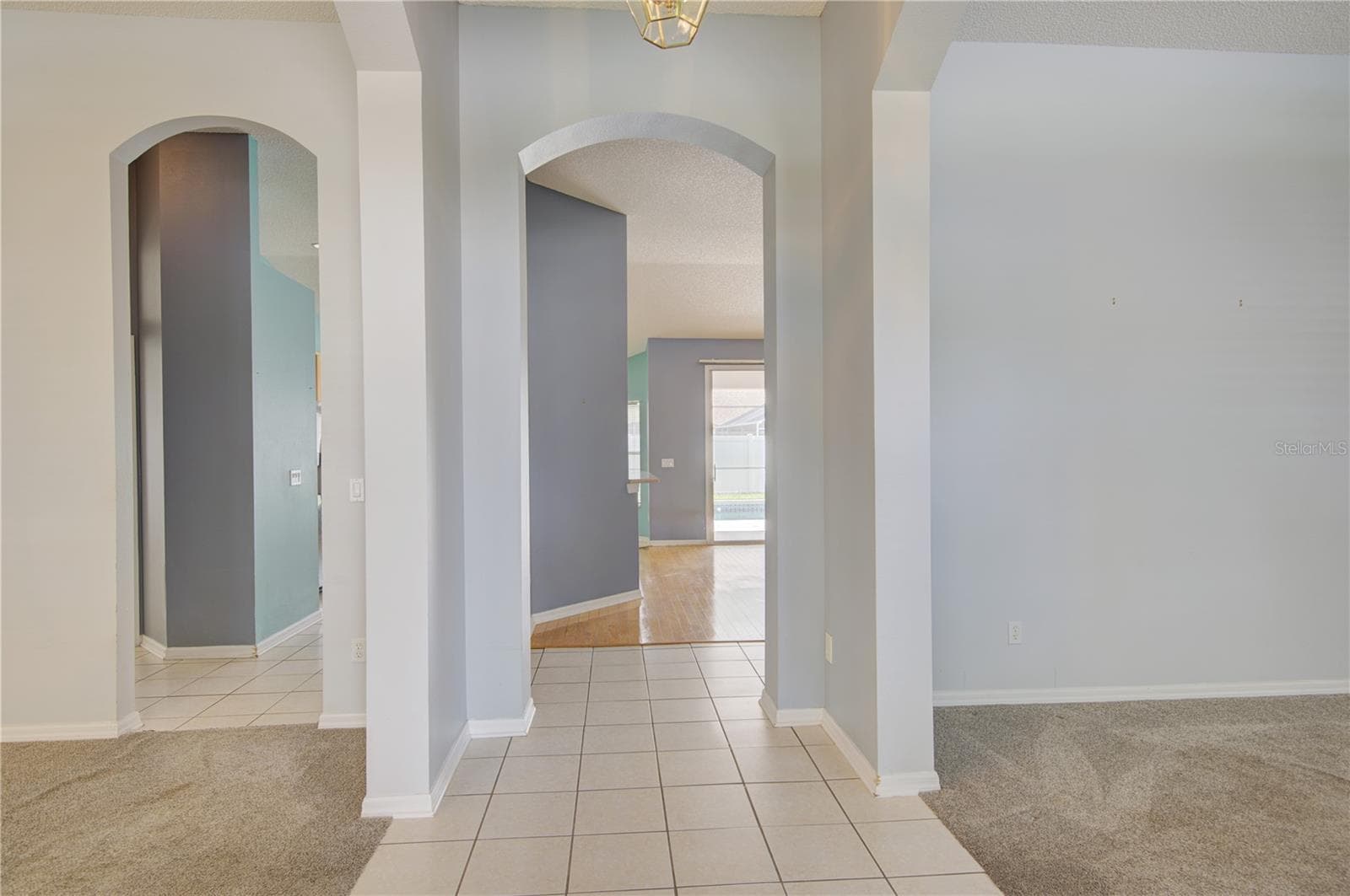 Single Family Residence at 2688 SUGAR PINE RUN, OVIEDO, photo 3 of 46
