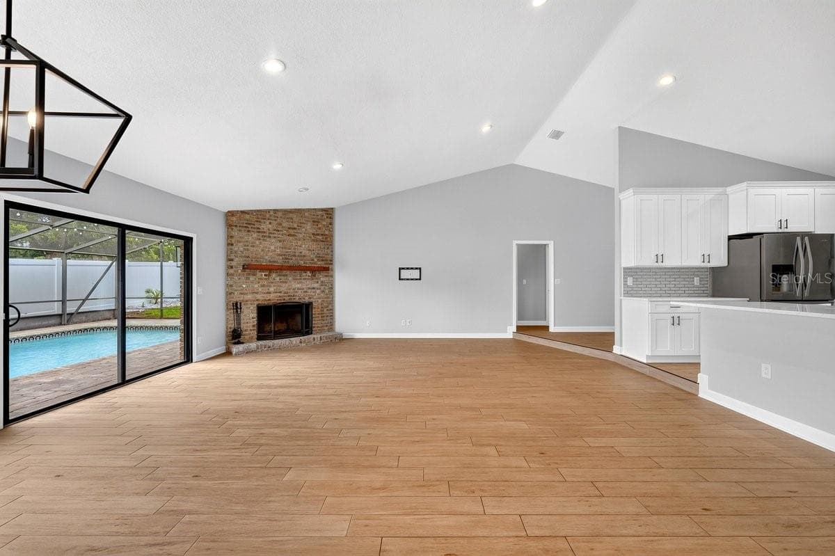 Single Family Residence at 3 FOX HOLLOW DR, ORMOND BEACH, photo 11 of 46