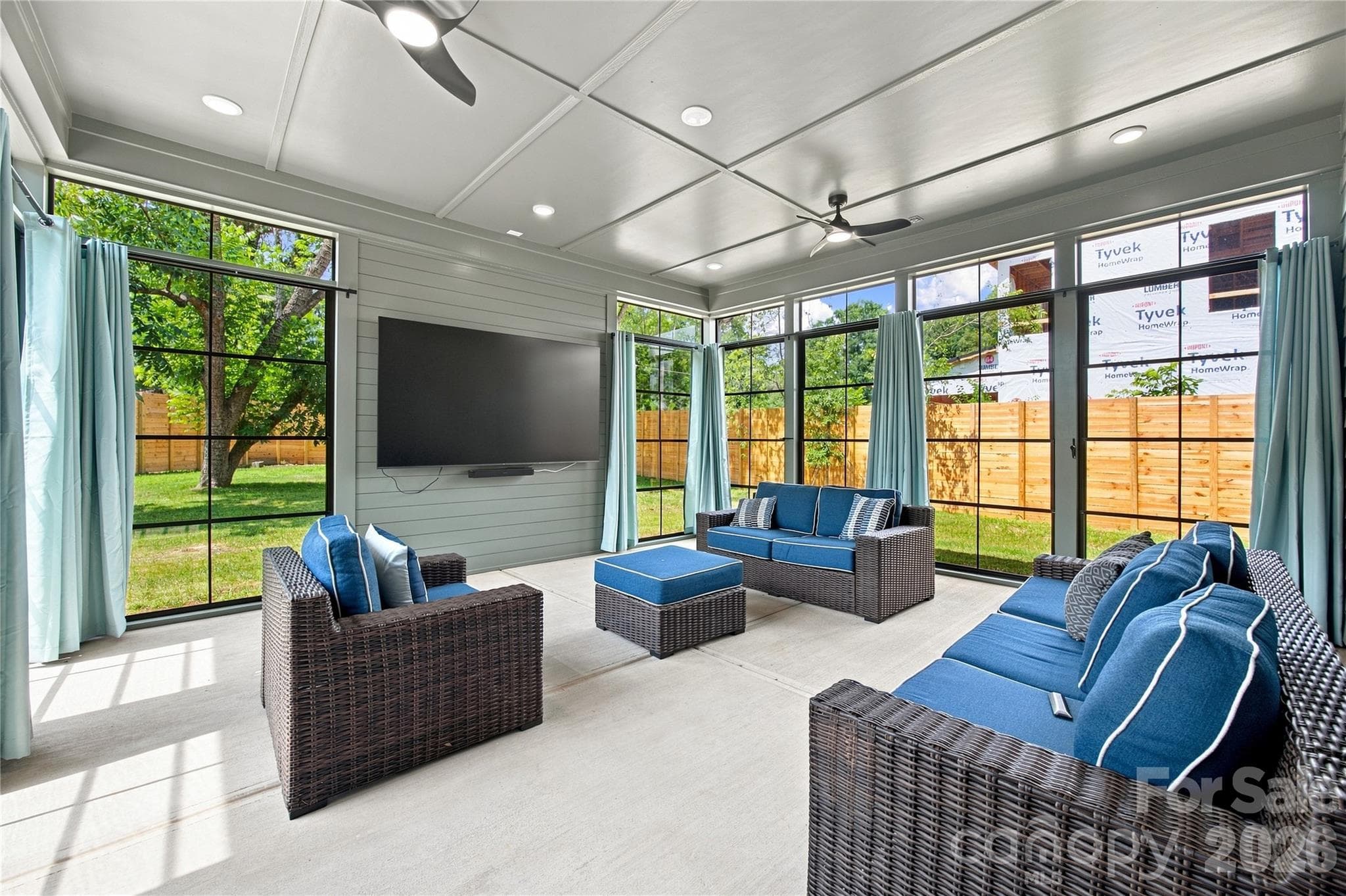 Single Family Residence at 513 Bowman Road, Charlotte, photo 15 of 34
