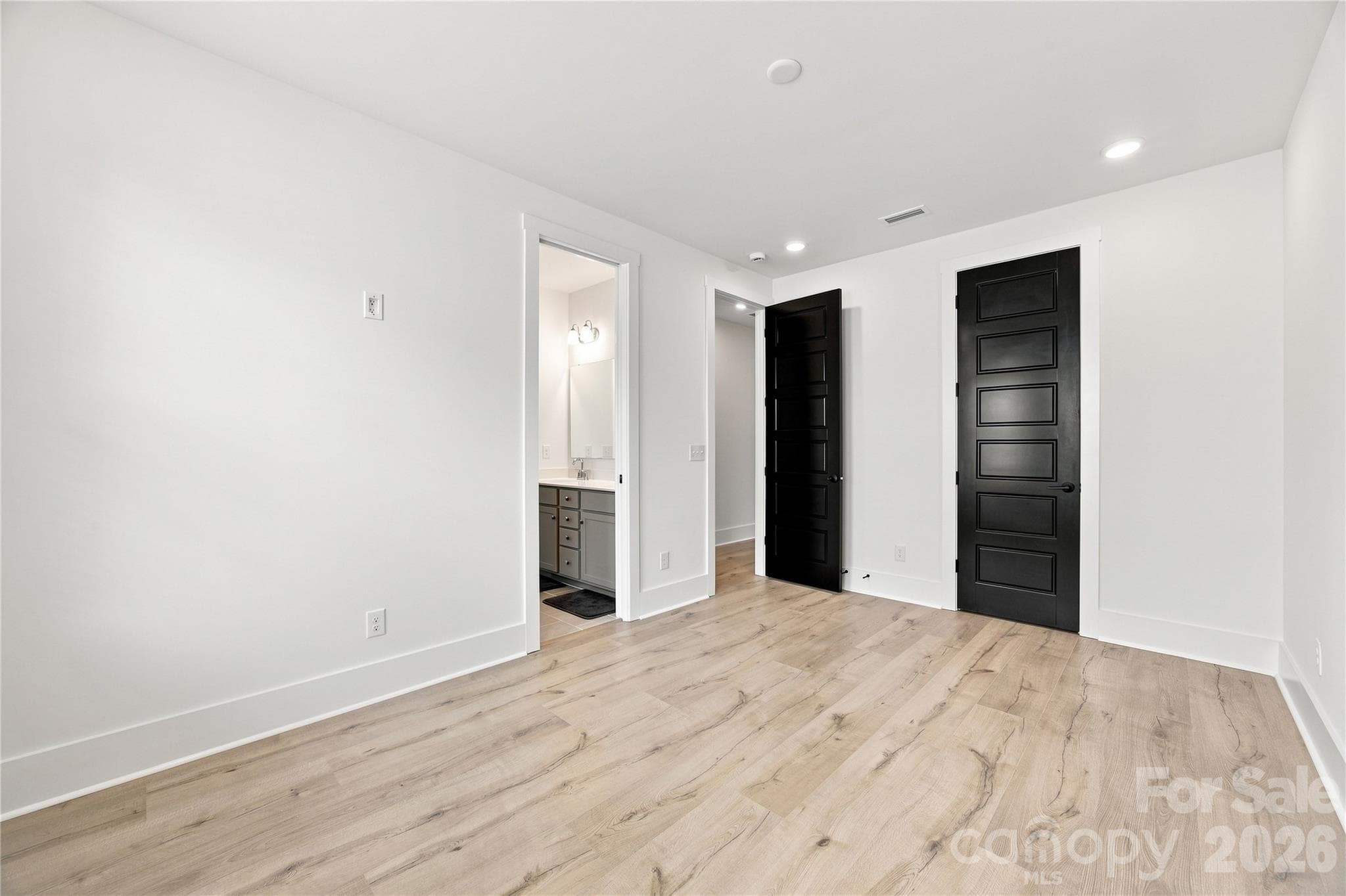 Single Family Residence at 513 Bowman Road, Charlotte, photo 27 of 34