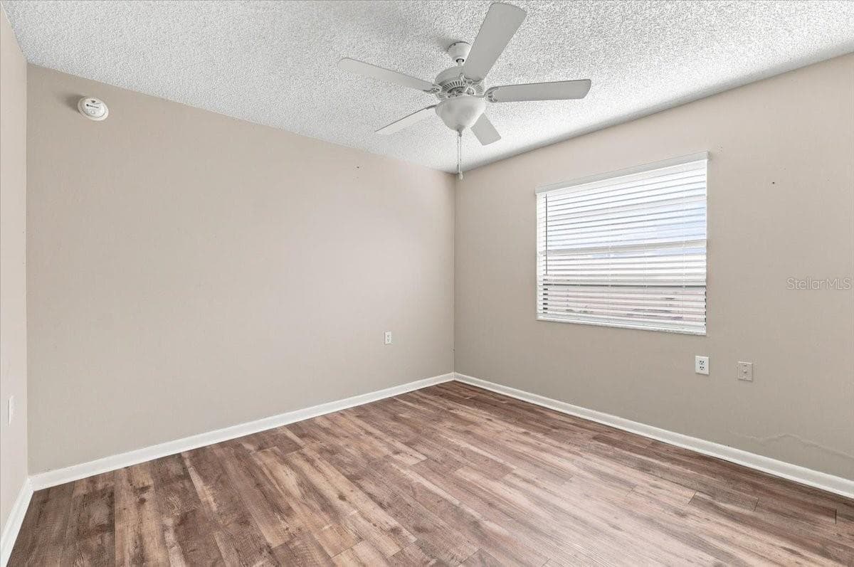Single Family Residence at 478 LAKE CAROLYN CIR, LAKELAND, photo 34 of 66